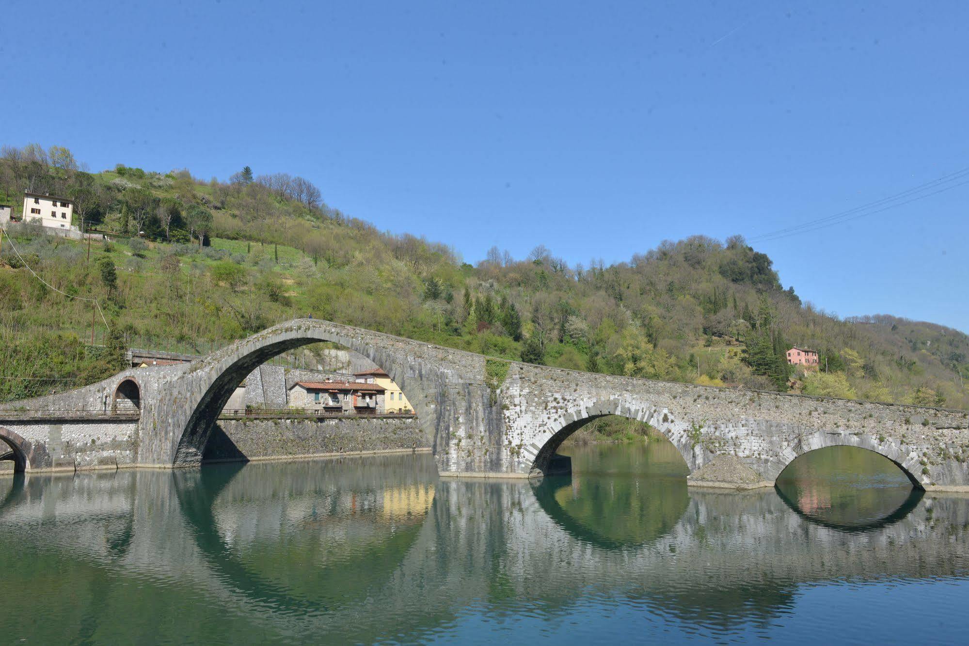 Villa Lucchesi Bagni di Lucca Exteriör bild